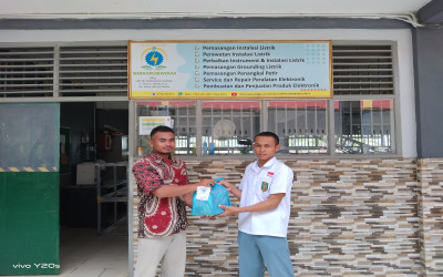 Teaching Factory (TEFA) SMK MUHAMMADIYAH 1 BATAM berbagi di bulan suci Ramadhan 1444H